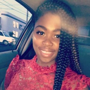 Meet your Posher, Victoria